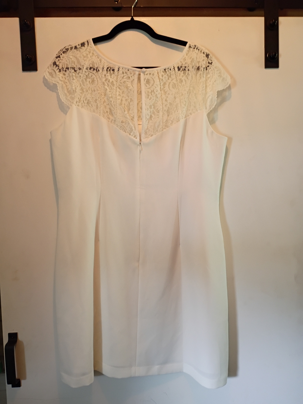 White House Black Market White Lace Sheath with Satin Trim - Picture 6 of 9